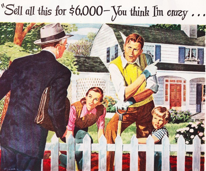 American Dream Home wjite Picket Fence