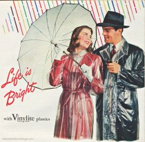 vintage picture couple in the rain 1940s