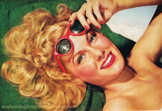 vintage image woman in  sunglasses 1950s 